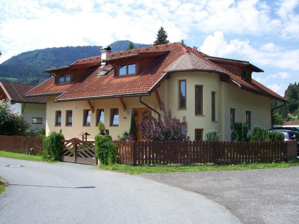 Appartementhaus Sabine Kotschach-Mauthen Exterior foto